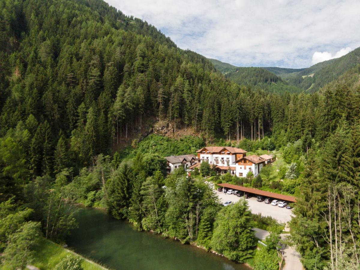 Hotel Bad Schoergau Sarentino Eksteriør bilde
